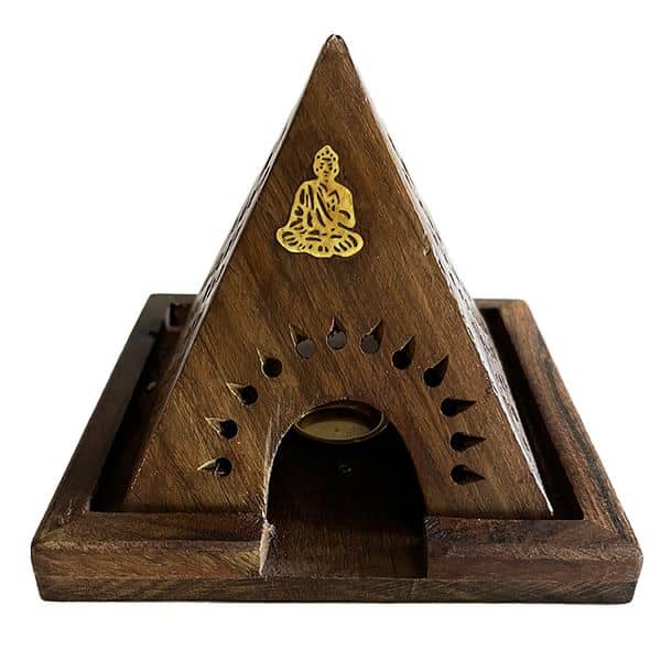 pirámide de madera portainciensos